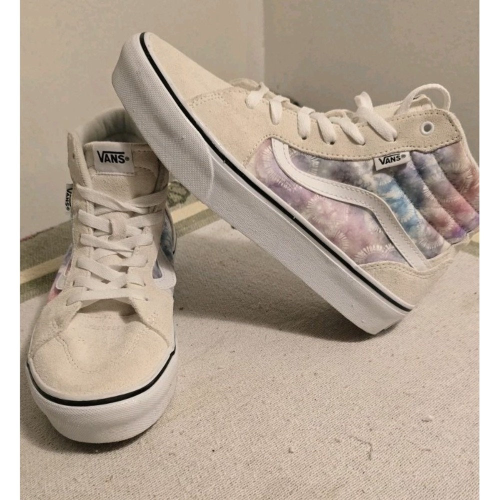 Vans Women's‎ Filmore High Top Heart Tie Dye Shoe Size 5.5  Lace Up Sneaker